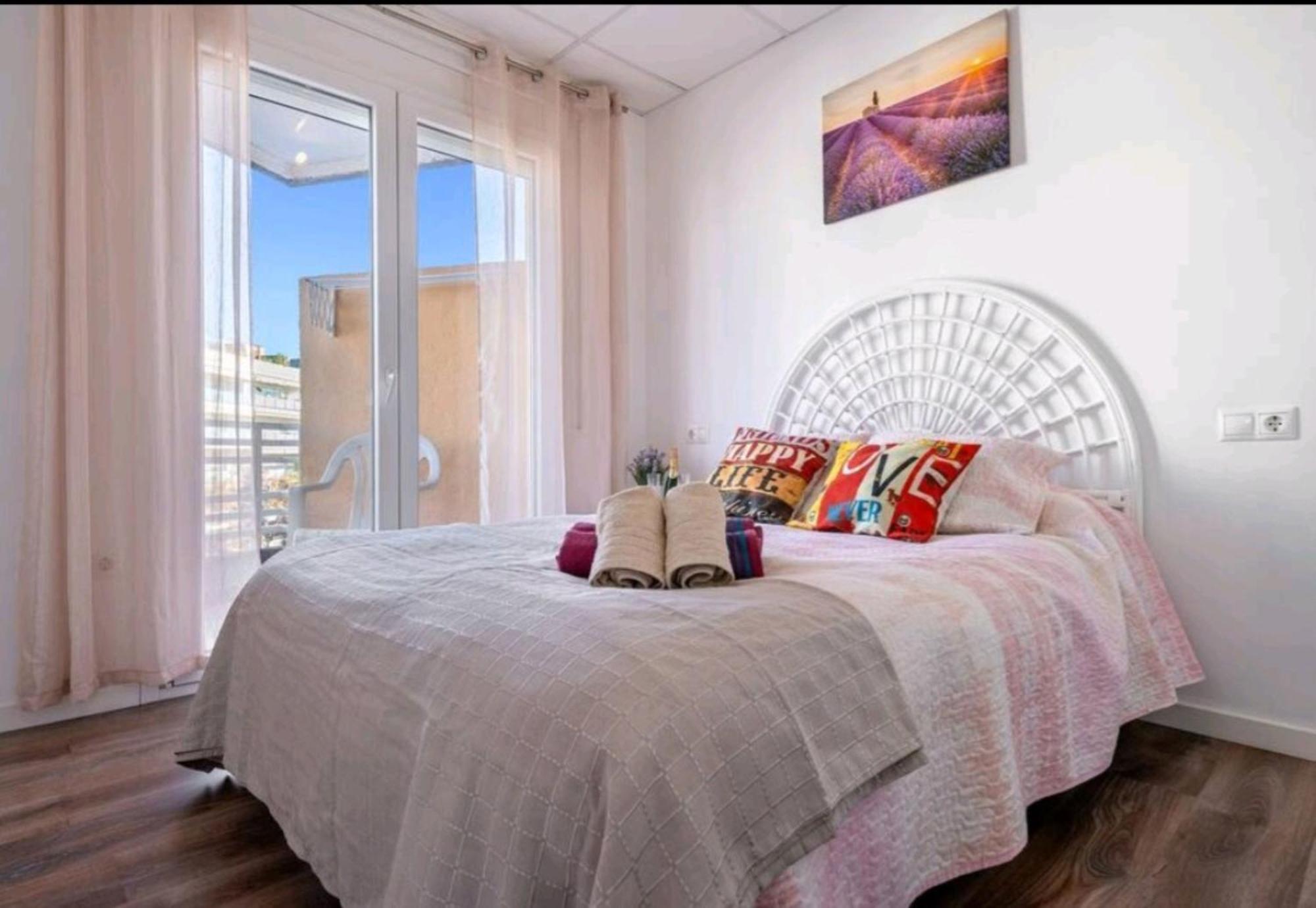 Apartamento Lauren Salou Apartment ภายนอก รูปภาพ