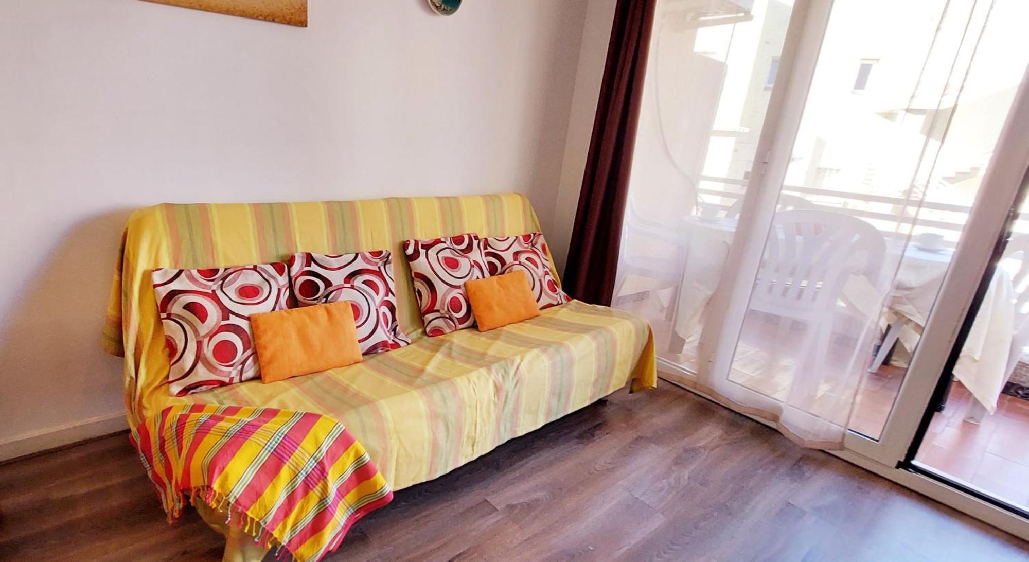Apartamento Lauren Salou Apartment ภายนอก รูปภาพ